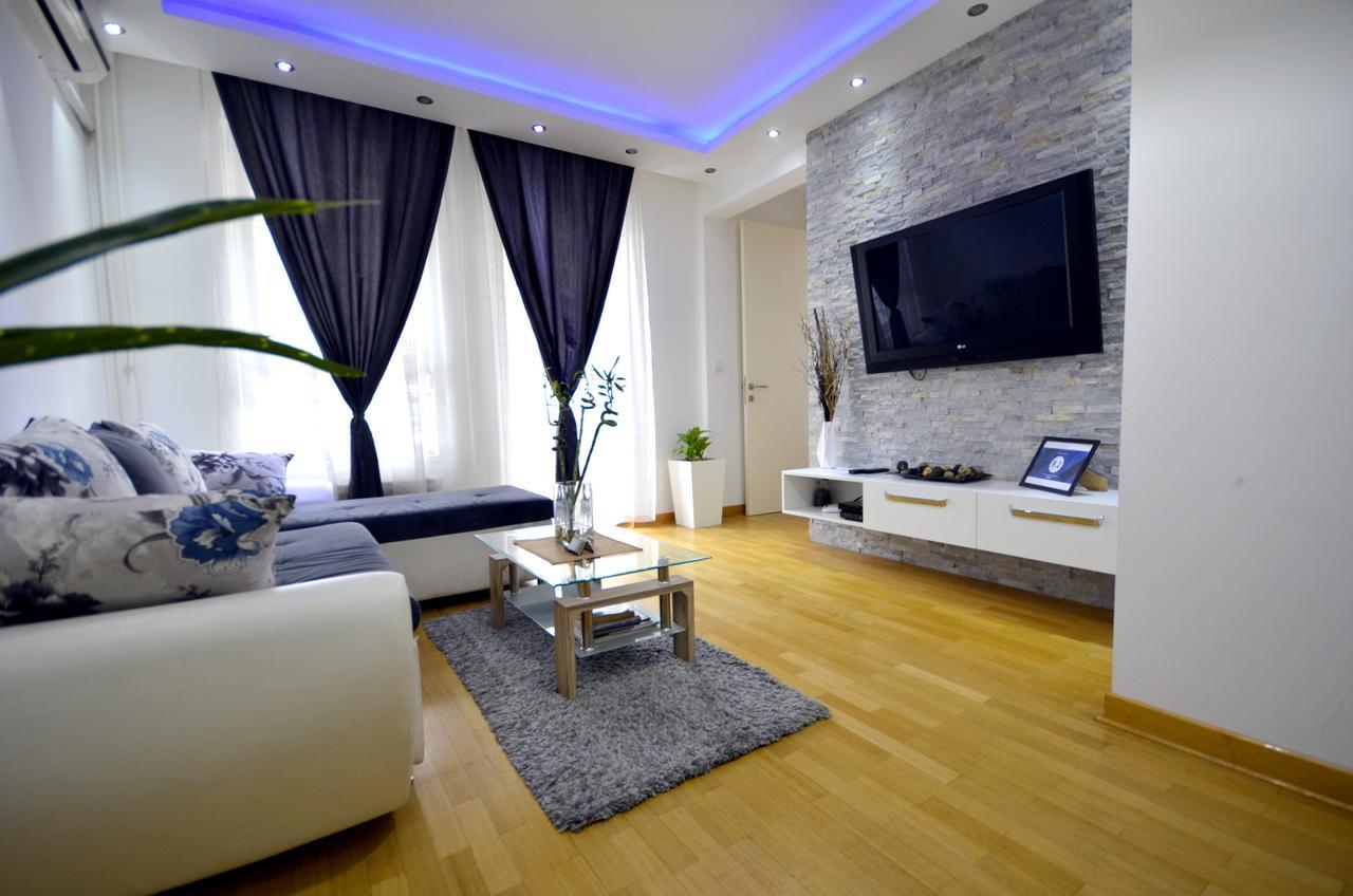 Clean&Cozy Apartments Novi Beograd Belgrado Exterior foto