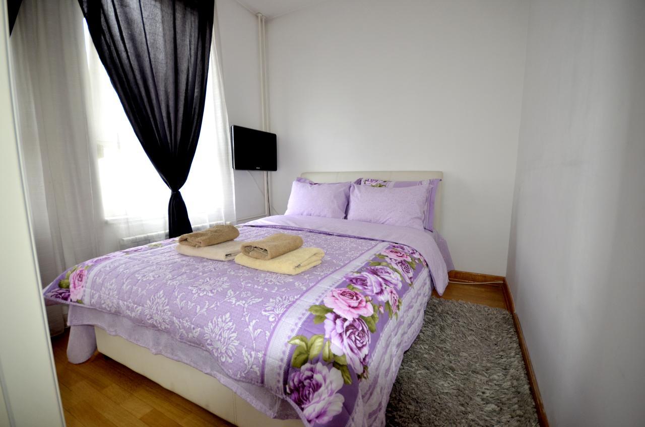 Clean&Cozy Apartments Novi Beograd Belgrado Exterior foto