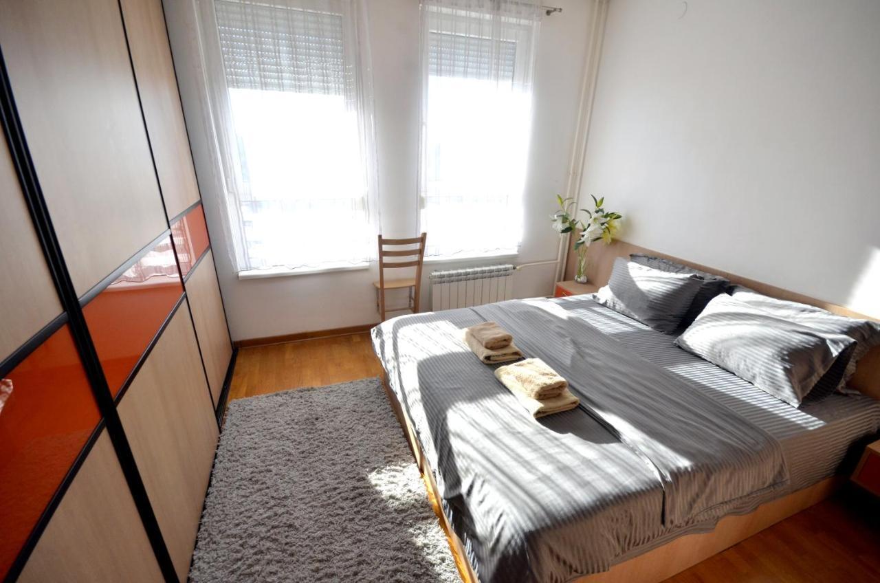 Clean&Cozy Apartments Novi Beograd Belgrado Exterior foto